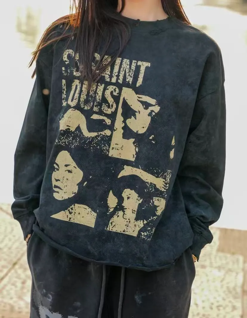 Style No. S227 P260💰 (450g version) SSSAINT LOUIS love ❤️letter logo printing. Round neck long T sweatshirt. Made of 450g dense cotton fabric, heavy-duty without hem thread fraying. + artificial hand-painted dirty and old retro fashion style! Highly recognizable. Loose fit, same style for men and women. Size: S-XL
